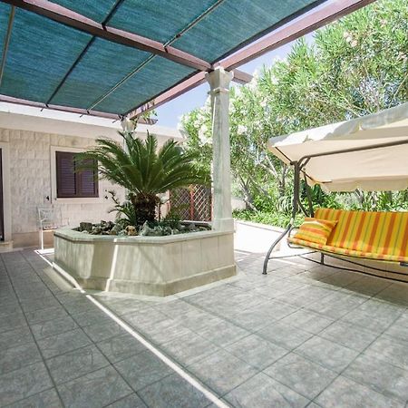Holiday Home Villa Spilla Selca  エクステリア 写真