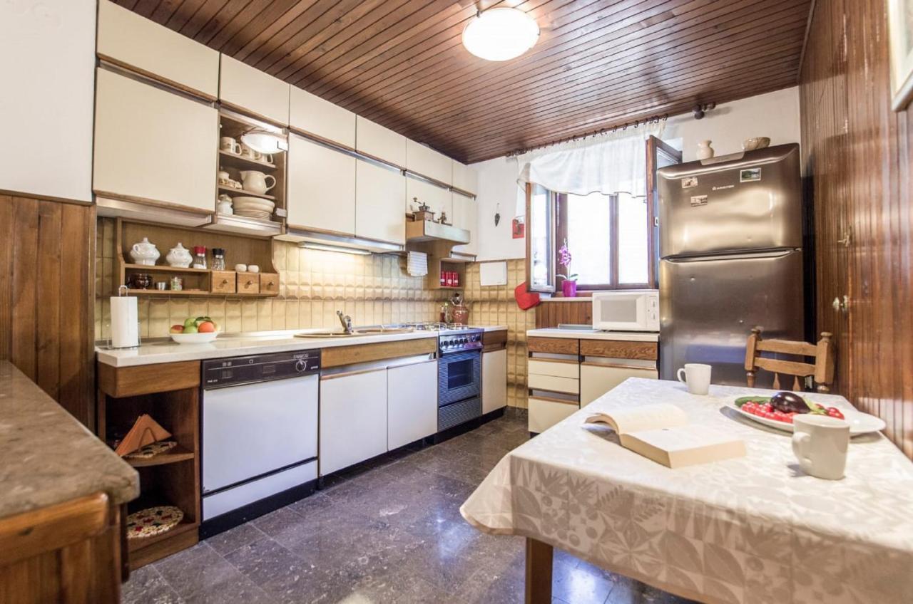 Holiday Home Villa Spilla Selca  エクステリア 写真